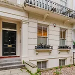 Blueground Bayswater Furnished Decorated Lon-592